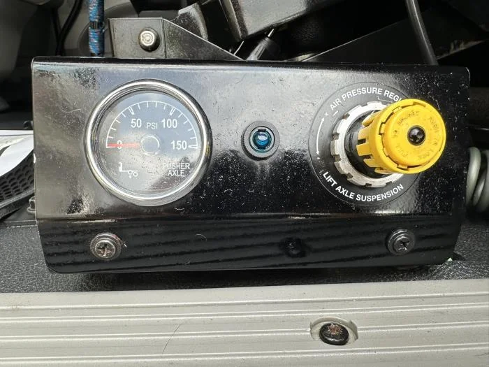 2021 Peterbilt 567 - image 11