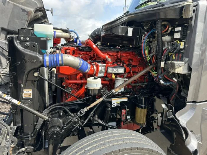 2021 Peterbilt 567 - image 12