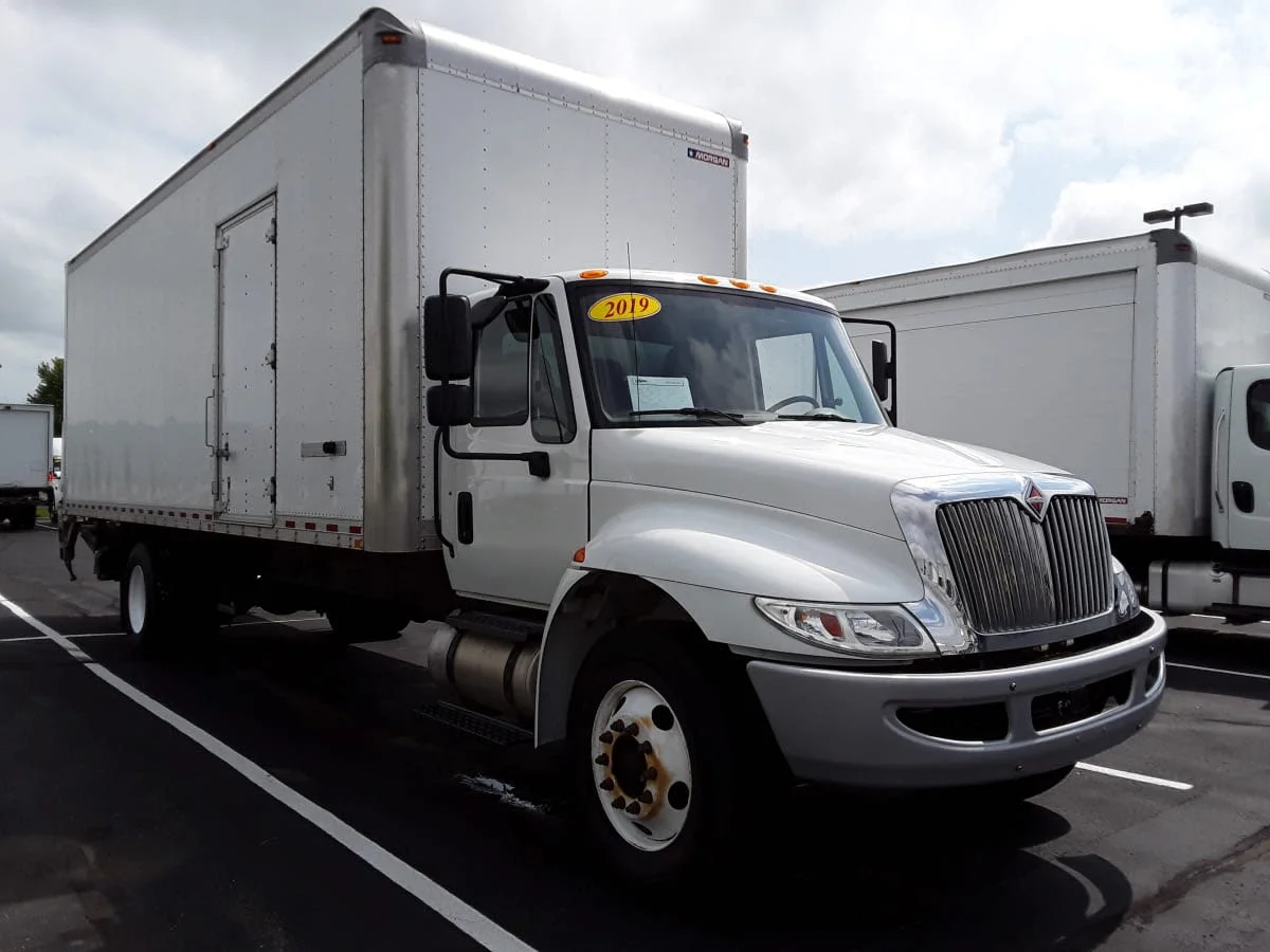 2019 International 4300 in Altoona, IA — photo 3