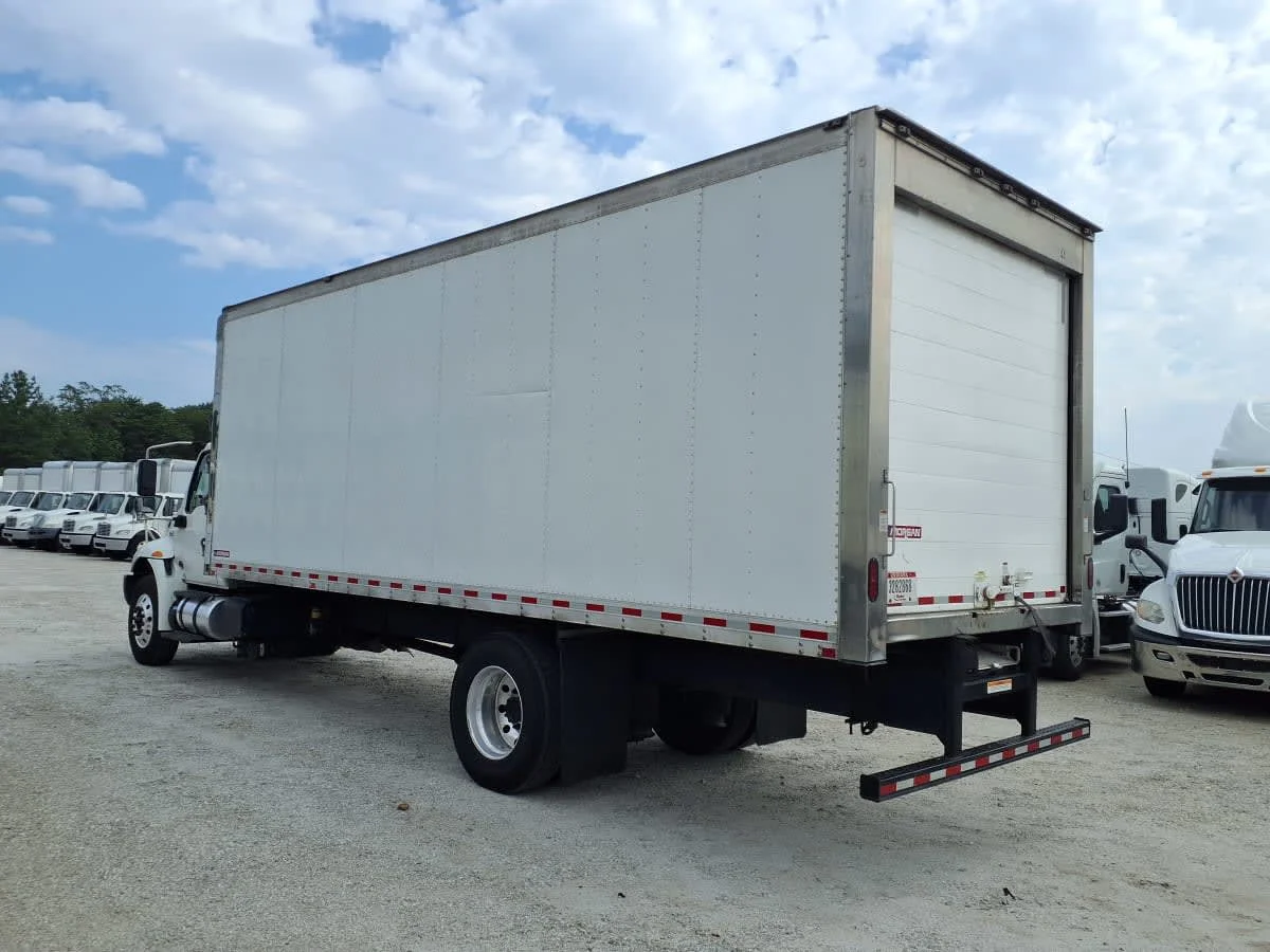 2022 International MV - image 6