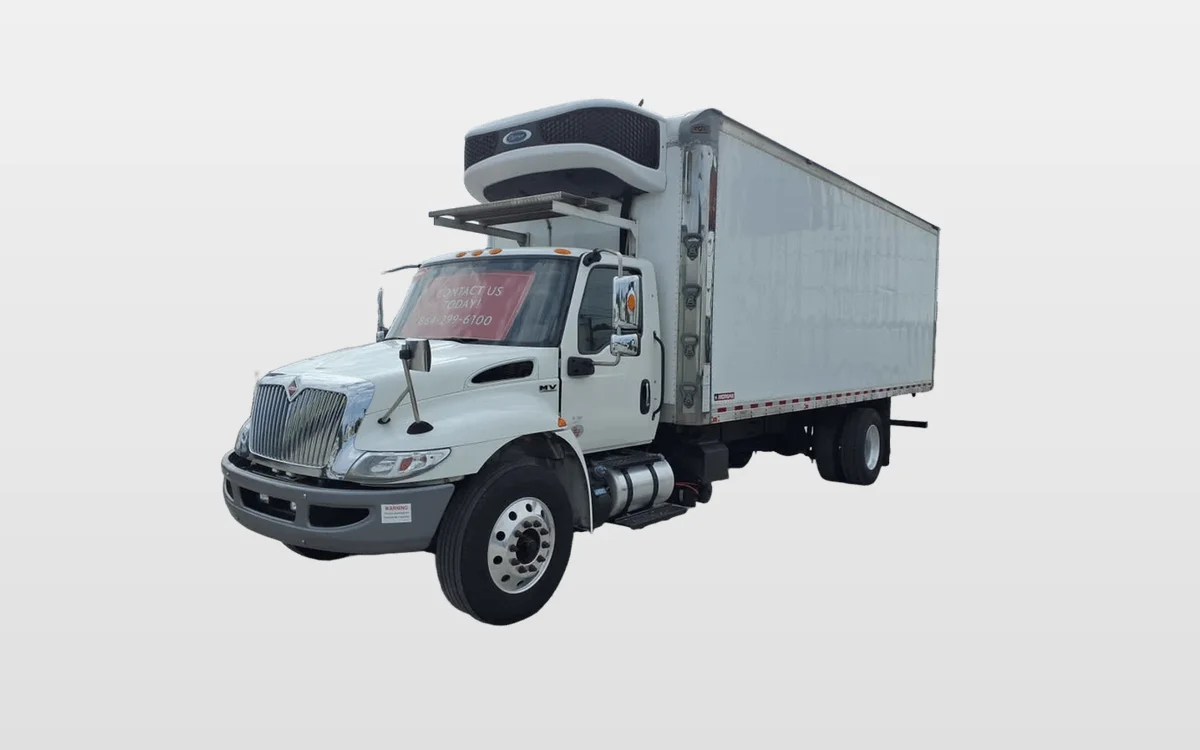 2022 International MV - image 1