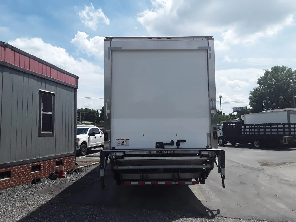2018 International 4300 in Charlotte, NC — photo 8
