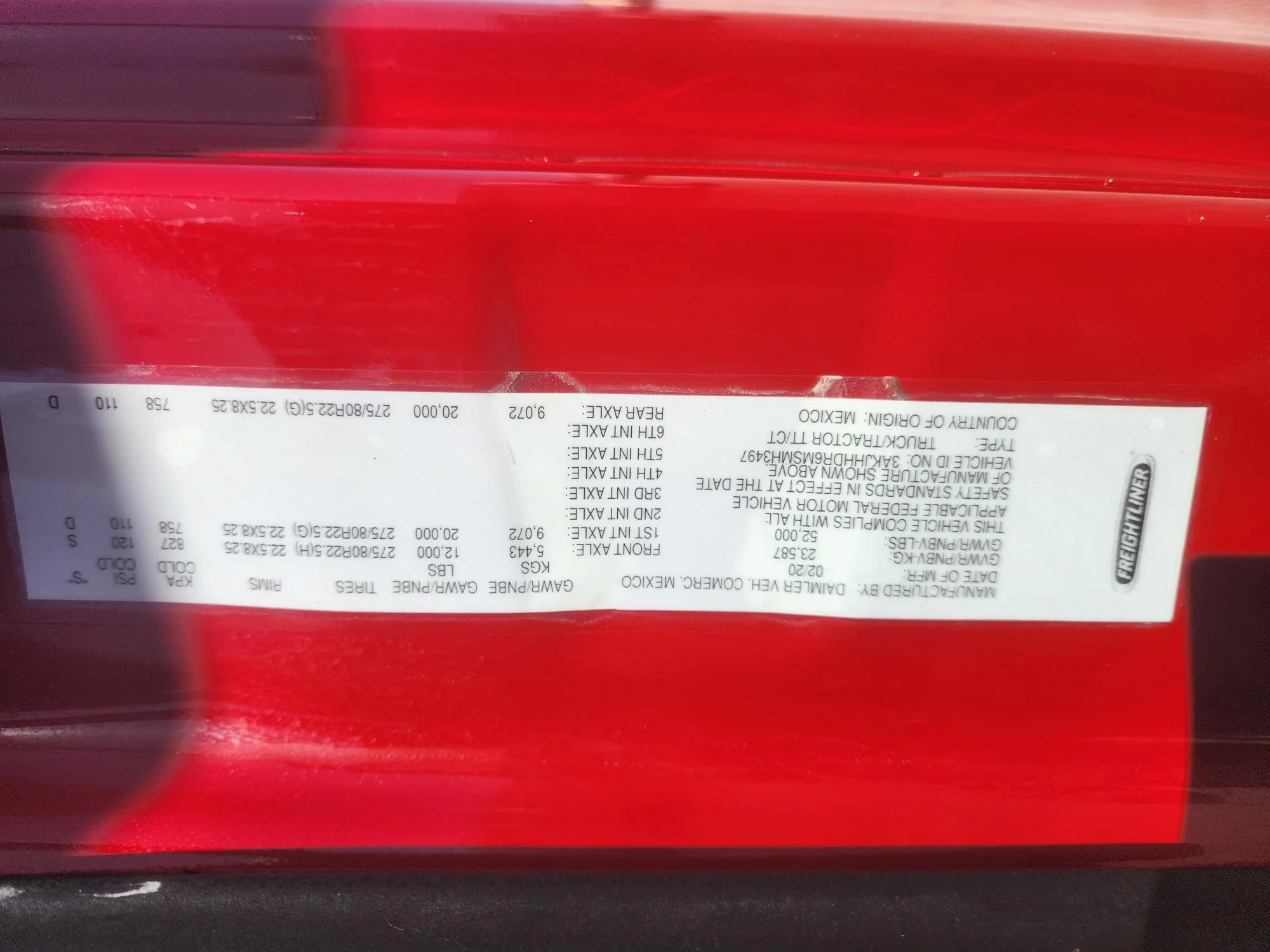 2021 Freightliner Cascadia in Fresno, CA — photo 11