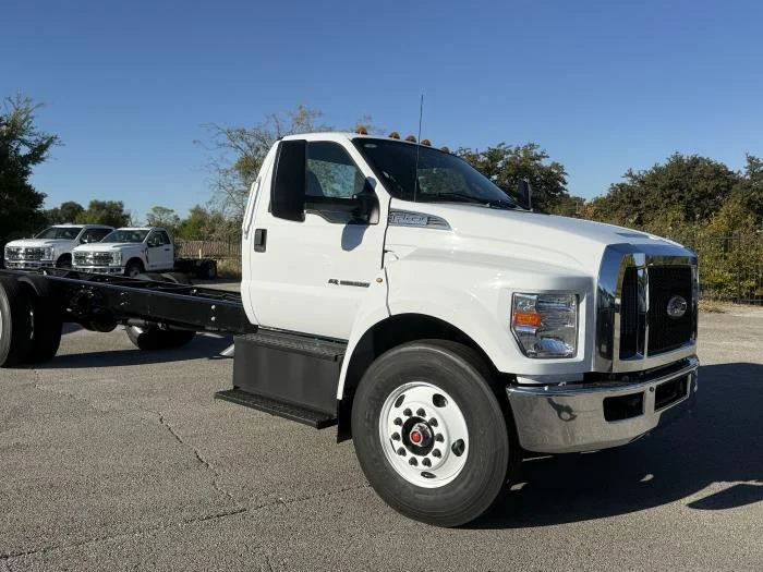 2027 Ford F-650 in Dallas, TX — photo 8