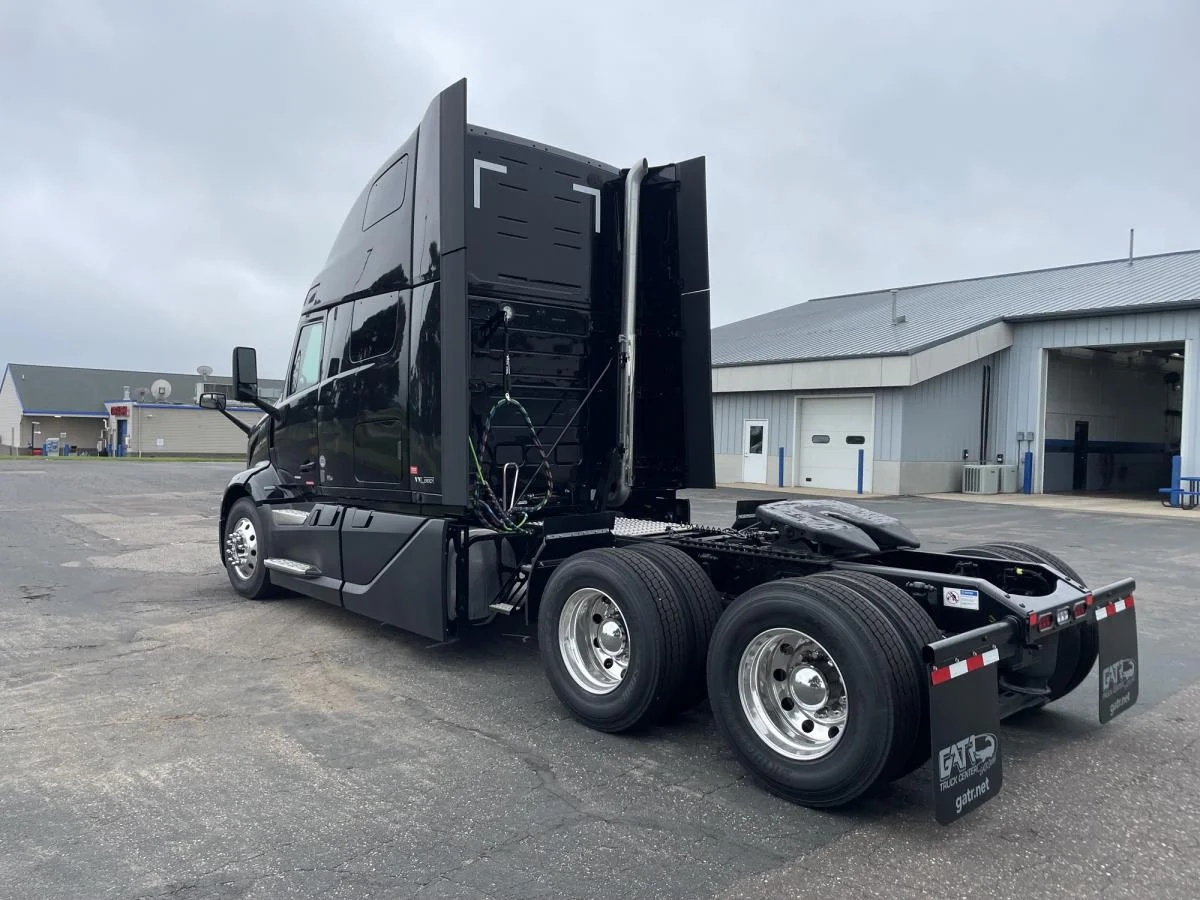2025 Volvo in Sauk Rapids, MN — photo 3