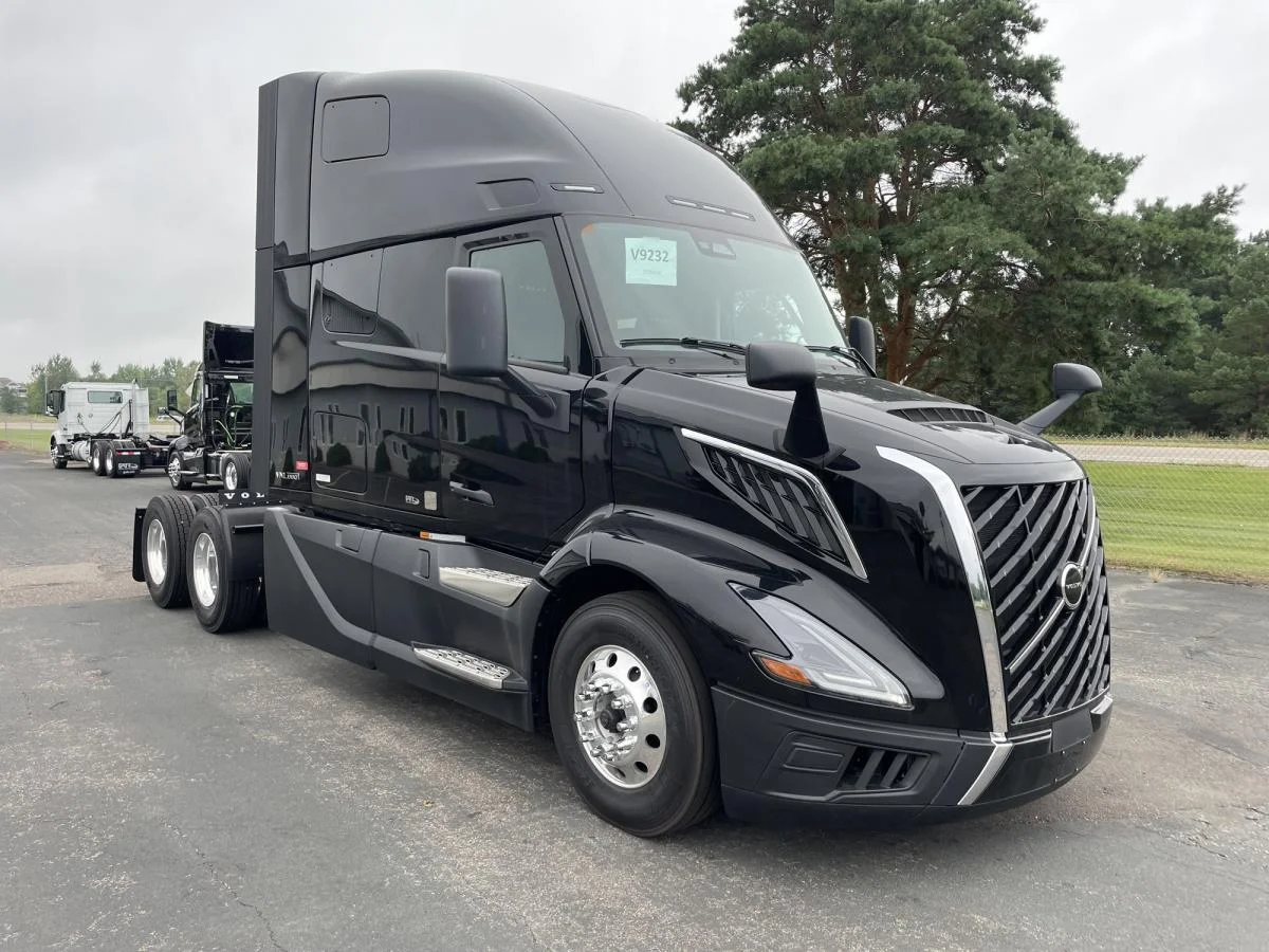 2025 Volvo in Sauk Rapids, MN — photo 7