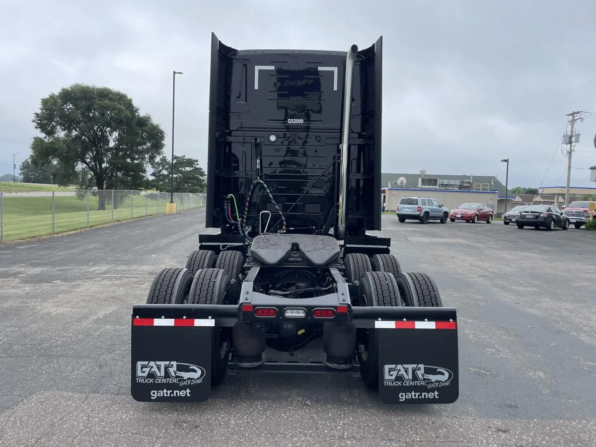 2025 Volvo in Sauk Rapids, MN — photo 4