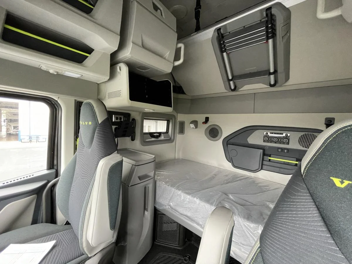 2025 Volvo in Sauk Rapids, MN — photo 13