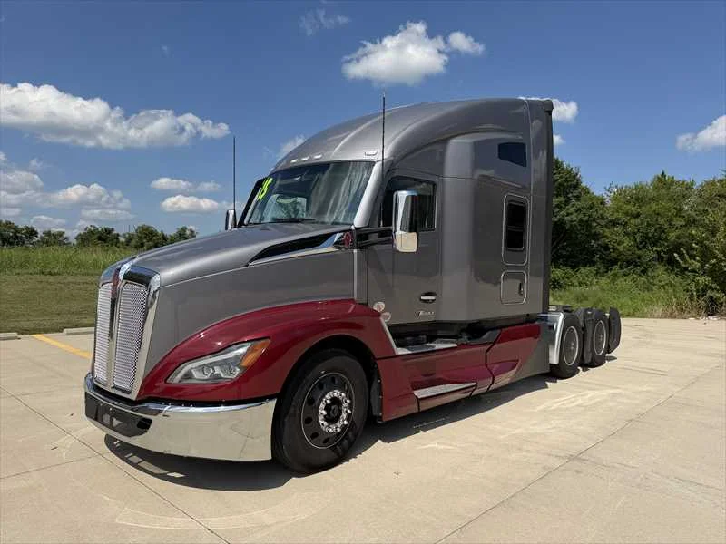 2025 Kenworth T680
