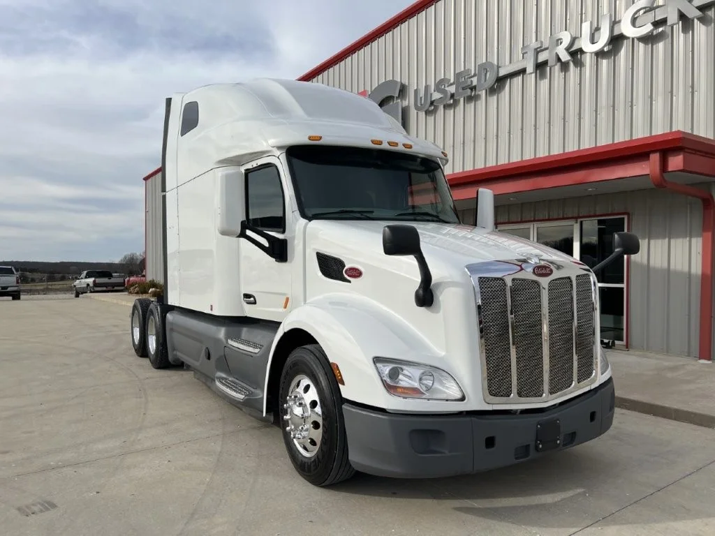 2021 Peterbilt 579 in Dayton, OH — photo 4