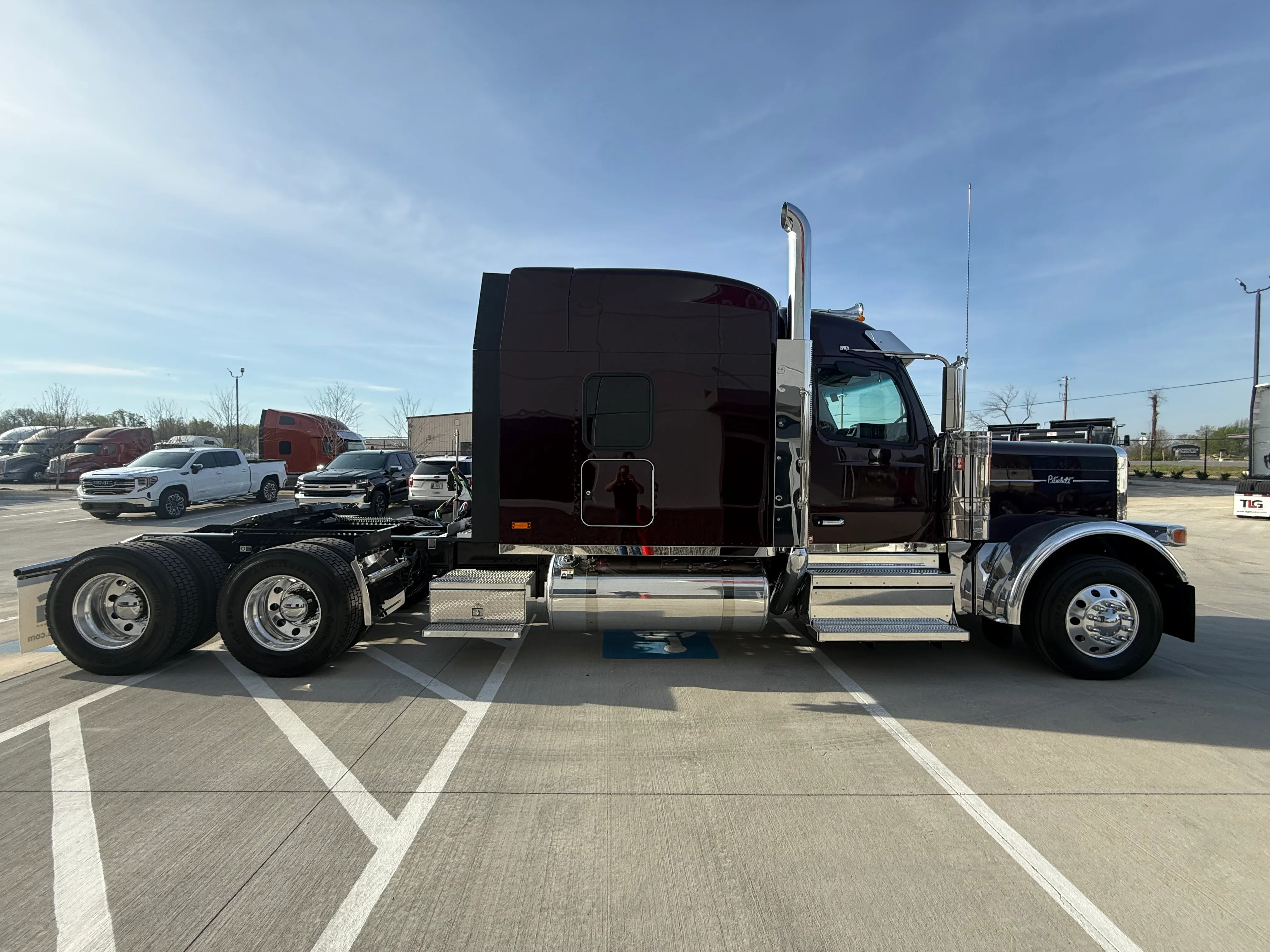 2027 Peterbilt 589 in Lowell, AR — photo 6