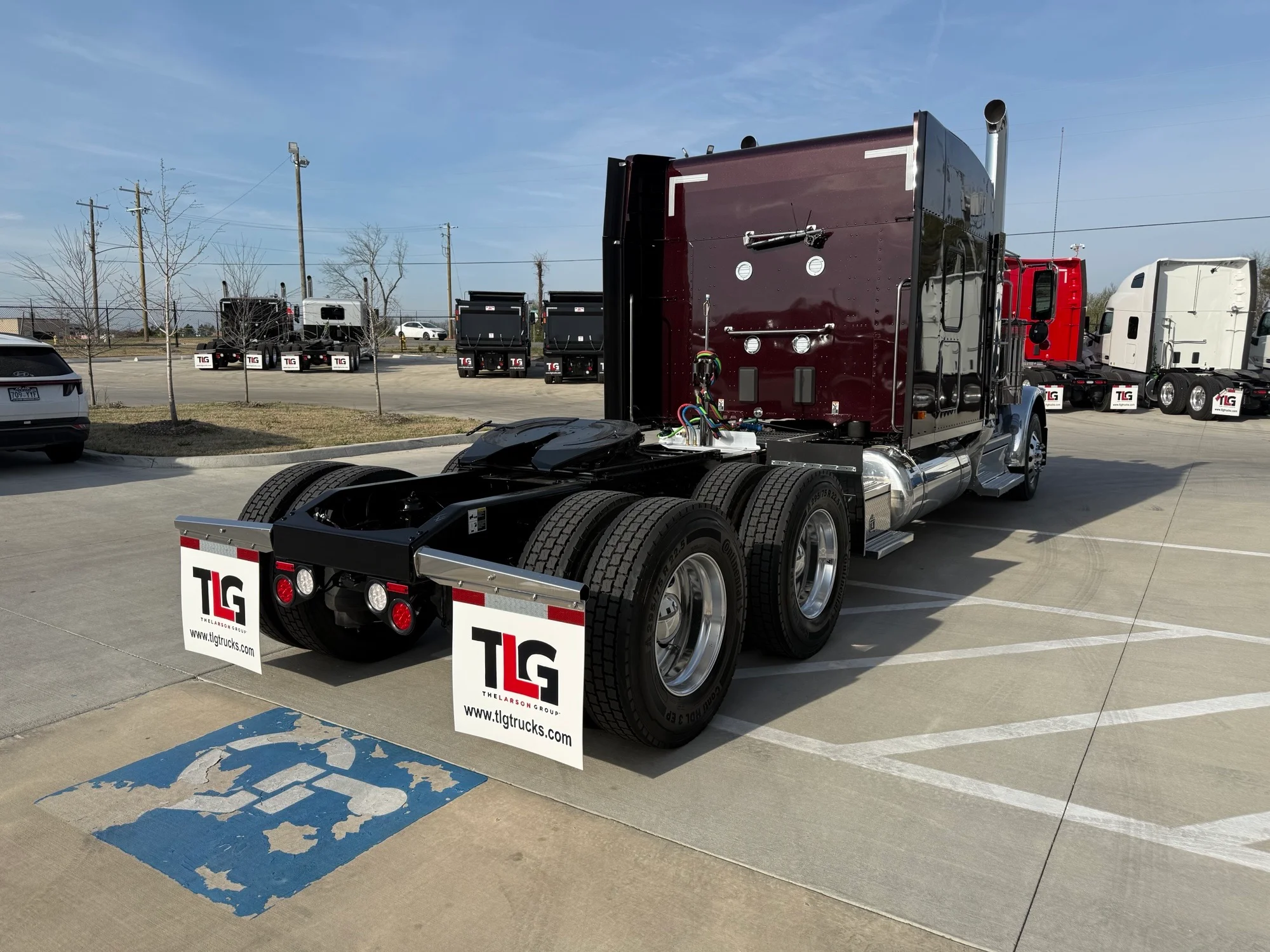 2027 Peterbilt 589 in Lowell, AR — photo 5
