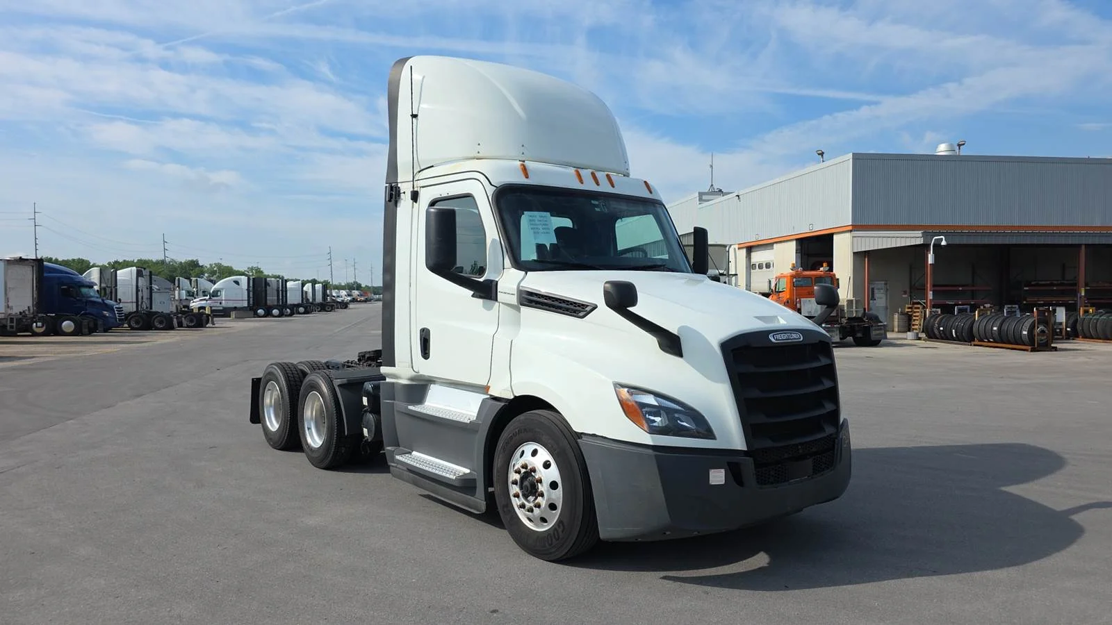 2020 Freightliner Cascadia