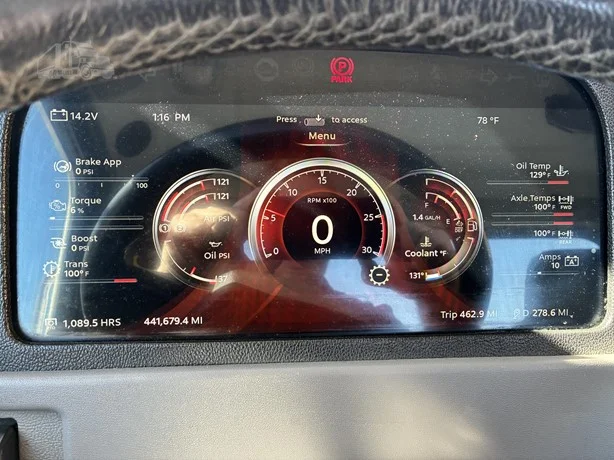 2023 Peterbilt 389 - image 20