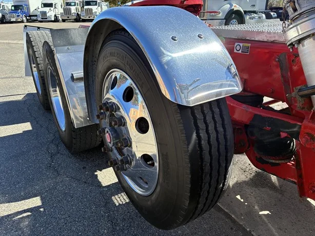 2023 Peterbilt 389 - image 30