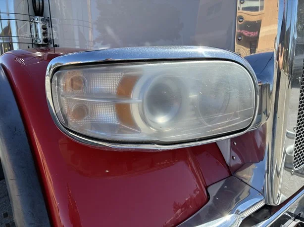 2023 Peterbilt 389 - image 15