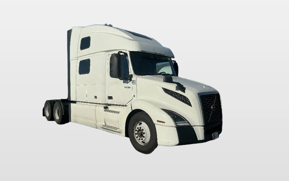 2022 Volvo - image 1