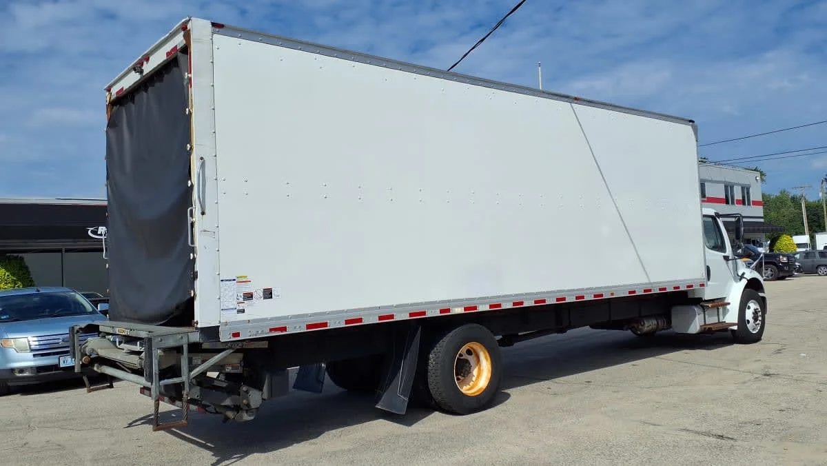 2020 Freightliner M2 106 in Warwick, RI — photo 4