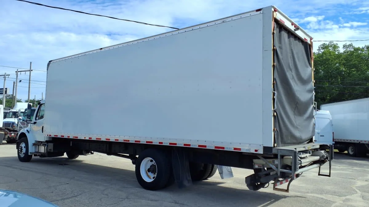 2020 Freightliner M2 106 in Warwick, RI — photo 6