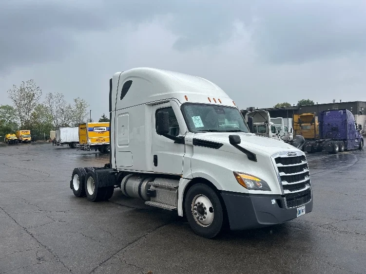 2022 Freightliner Cascadia in Chattanooga, TN