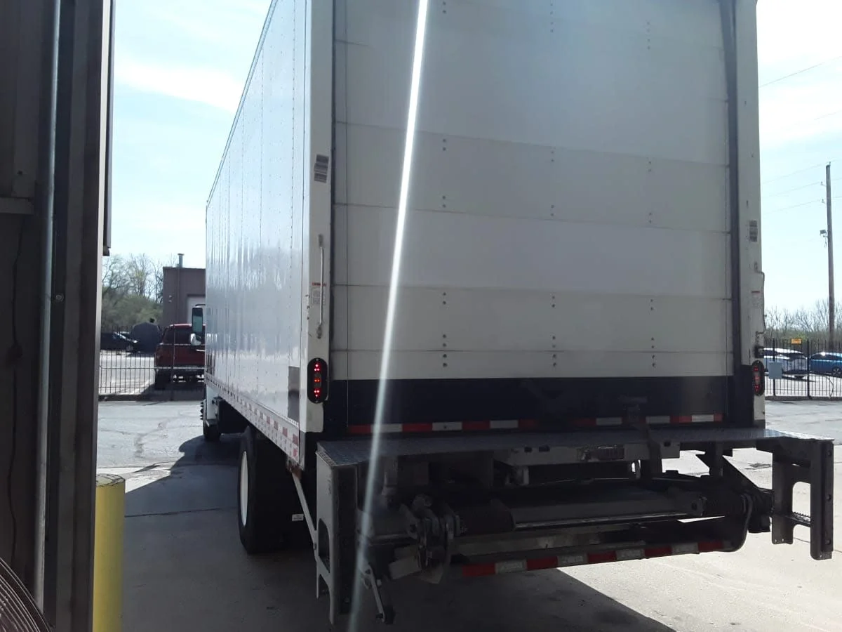 2019 Freightliner M2 106 in Kansas City, MO — photo 6