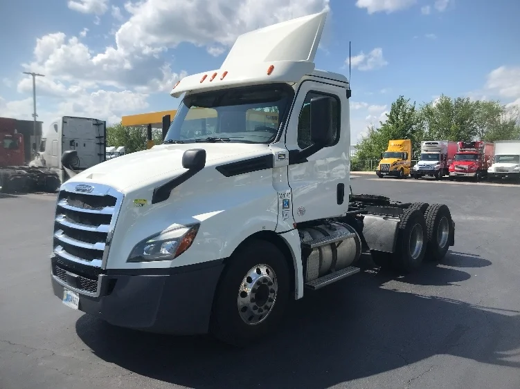 2019 Freightliner Cascadia in Reading, PA — photo 3