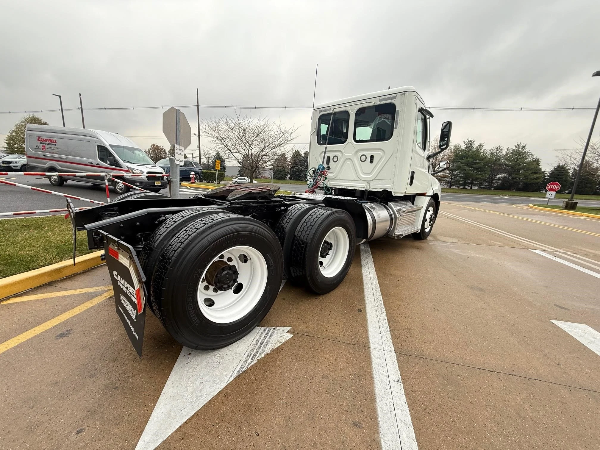 2021 Freightliner Cascadia in Midlantic, NJ — photo 6