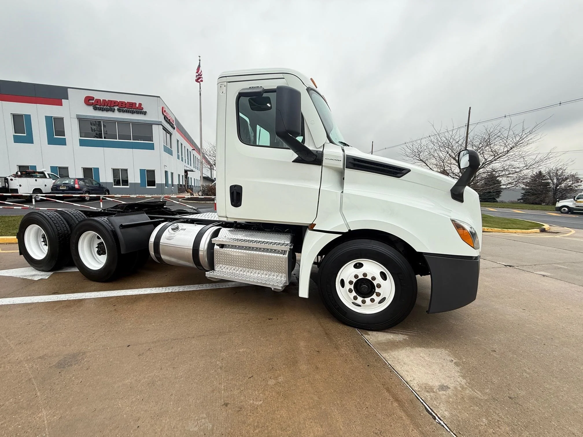 2021 Freightliner Cascadia in Midlantic, NJ