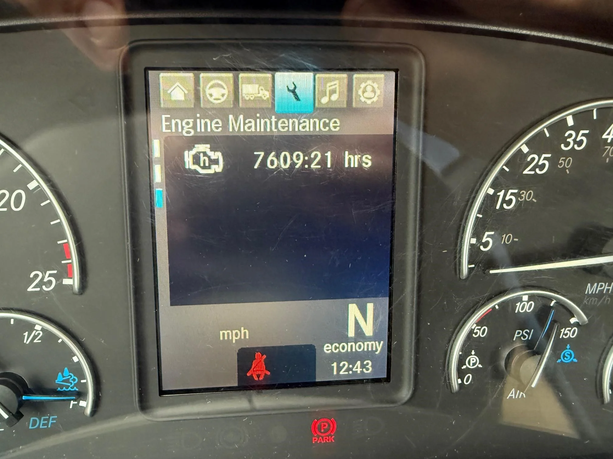 2021 Freightliner Cascadia in Midlantic, NJ — photo 8