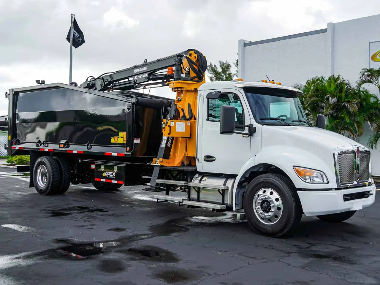 2026 Kenworth T380 — photo 2