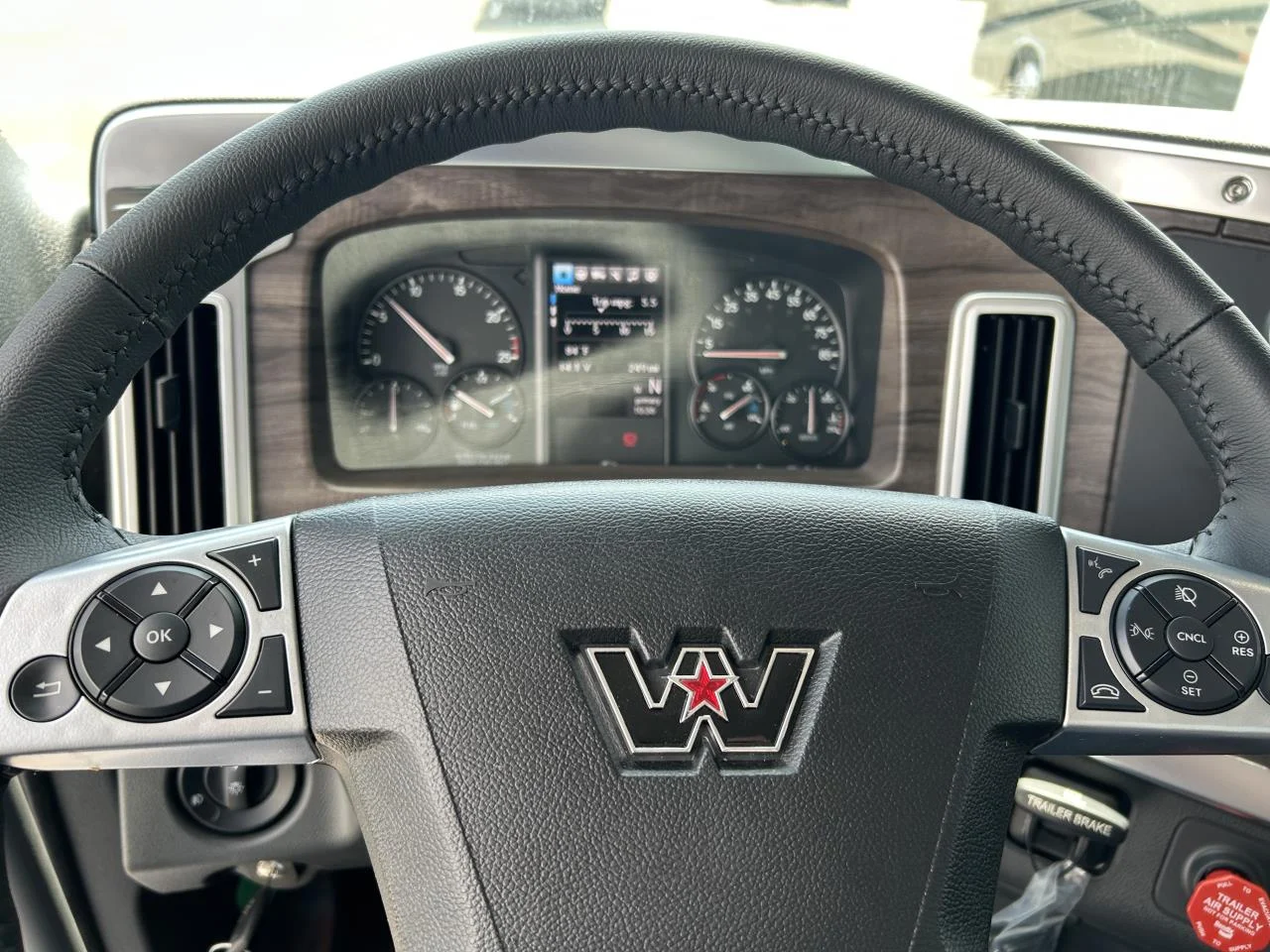 2026 Western Star 47X in Ridgefield, WA — photo 10