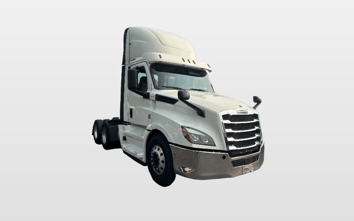 2019 Freightliner - image 1