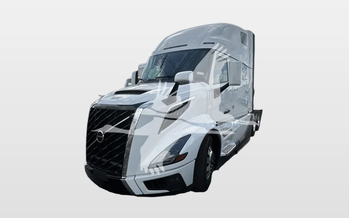 2025 Volvo - image 1