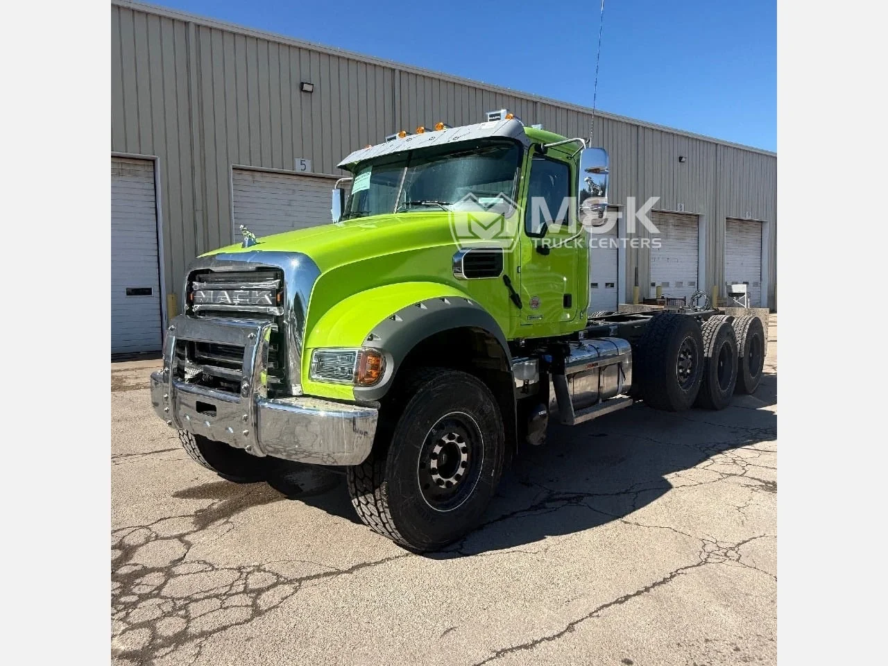 2027 Mack Granite in Dunmore, PA