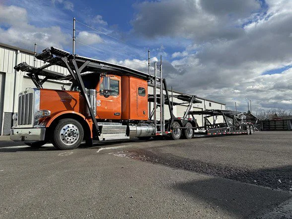2025 Peterbilt 589