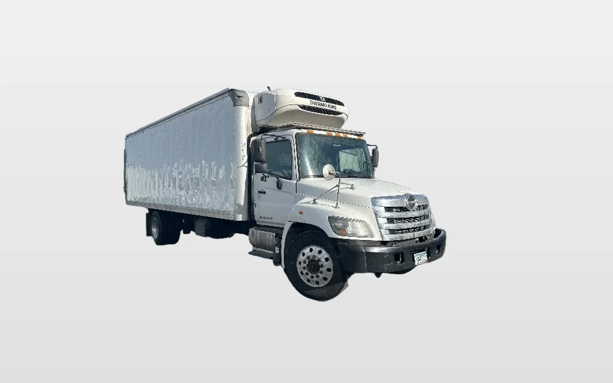 2019 Hino 338 - image 1
