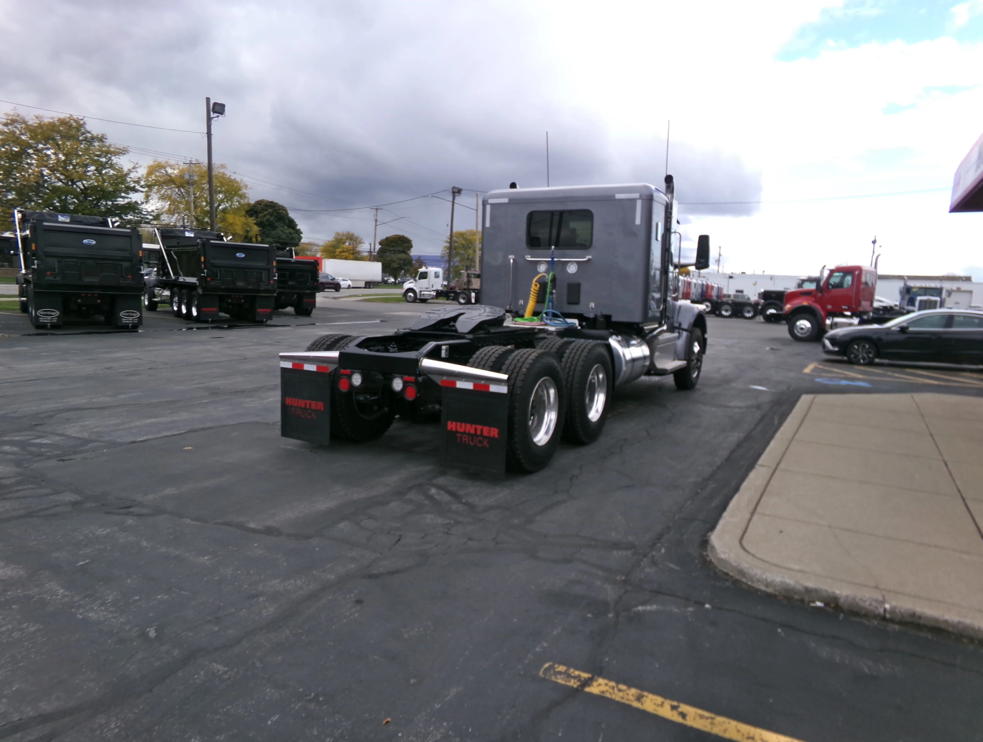 2025 Peterbilt 567 - image 5