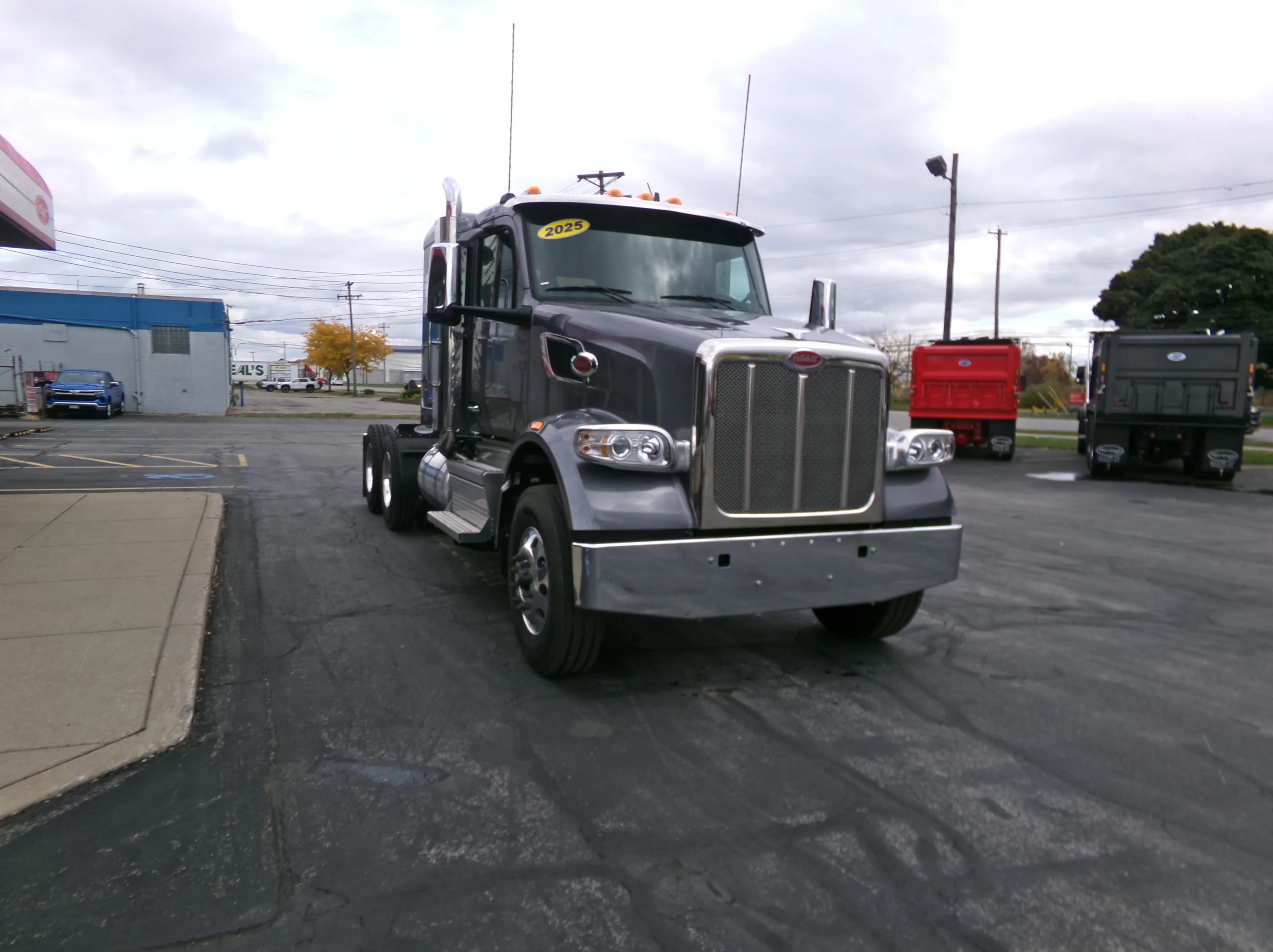 2025 Peterbilt 567 in BUFFALO, NY
