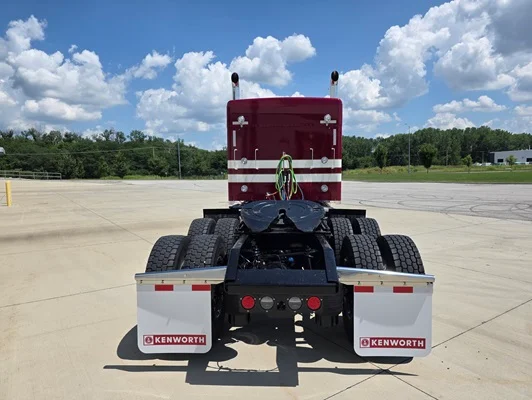 2026 Kenworth W900 in Kansas City, MO — photo 6
