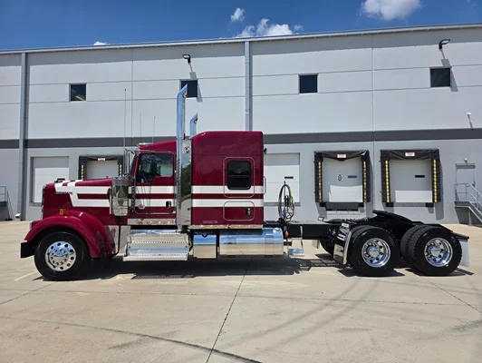 2026 Kenworth W900 in Kansas City, MO — photo 16