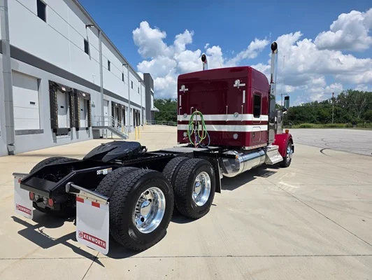 2026 Kenworth W900 in Kansas City, MO — photo 7