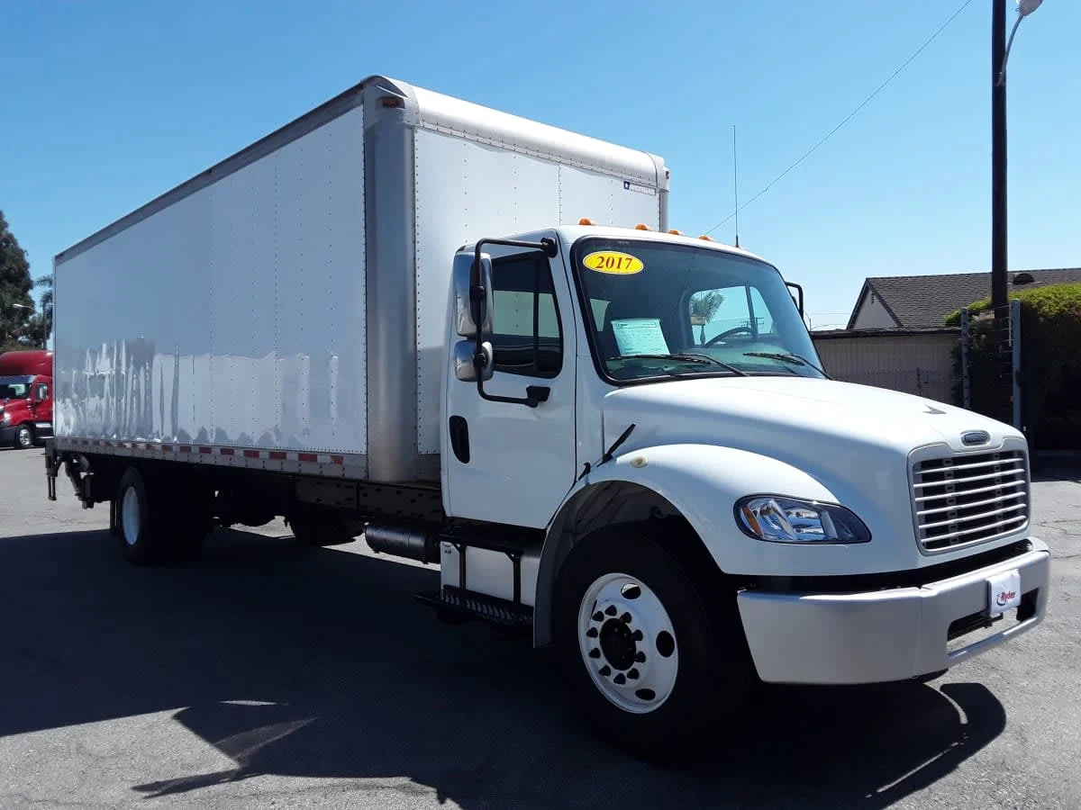 2017 Freightliner M2 106 in Montebello, CA — photo 3