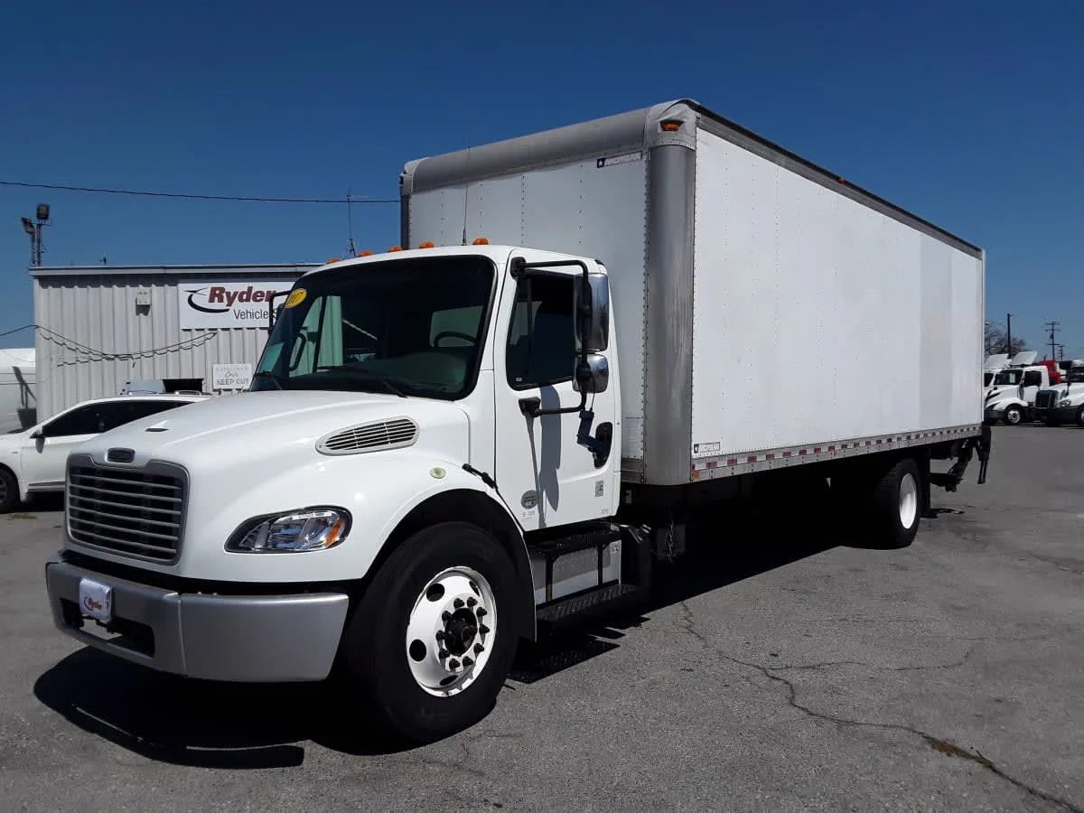 2017 Freightliner M2 106