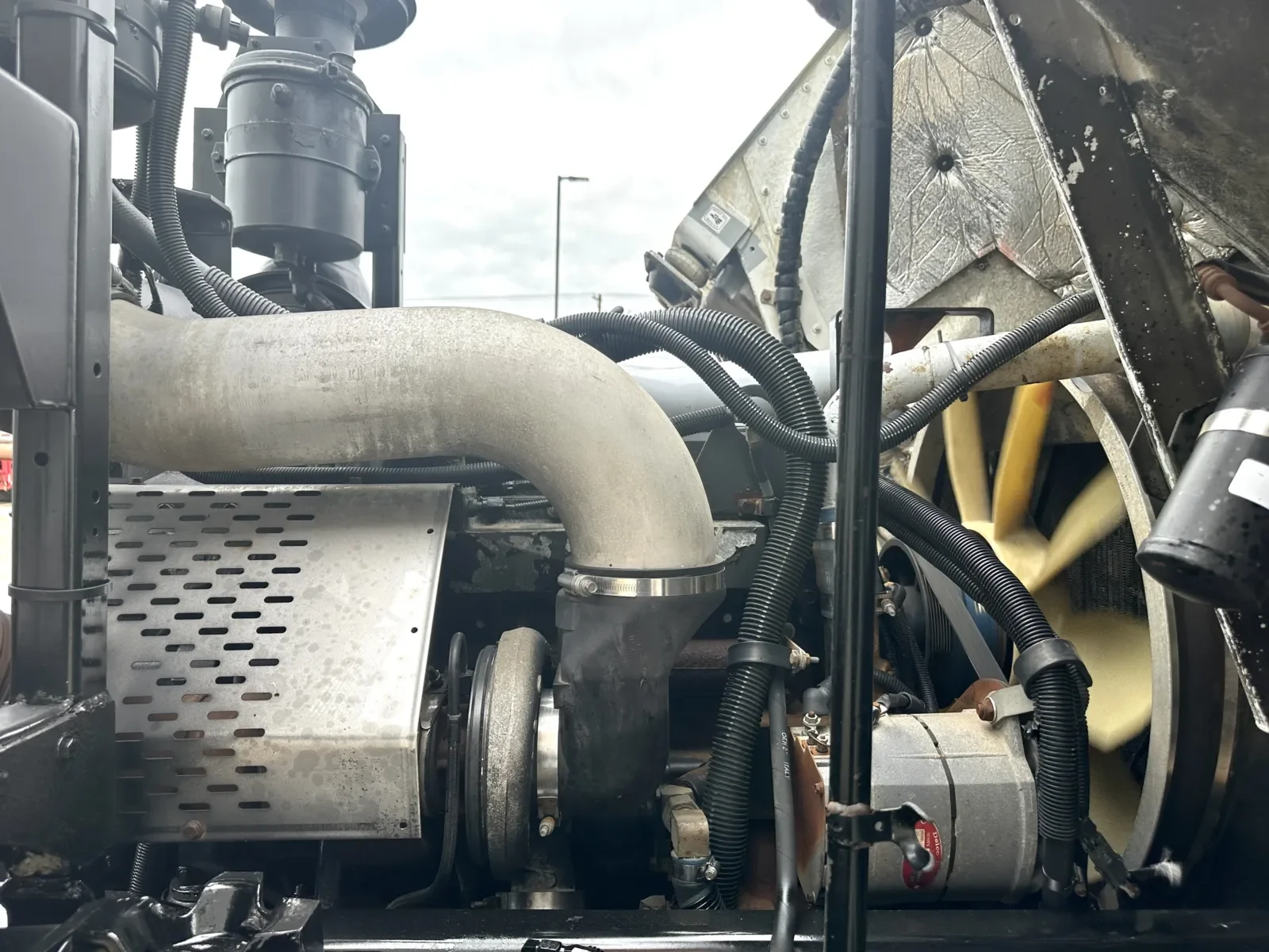 2002 Peterbilt in Hutchins, TX — photo 12