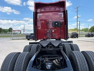 2022 Peterbilt 567 - image 4