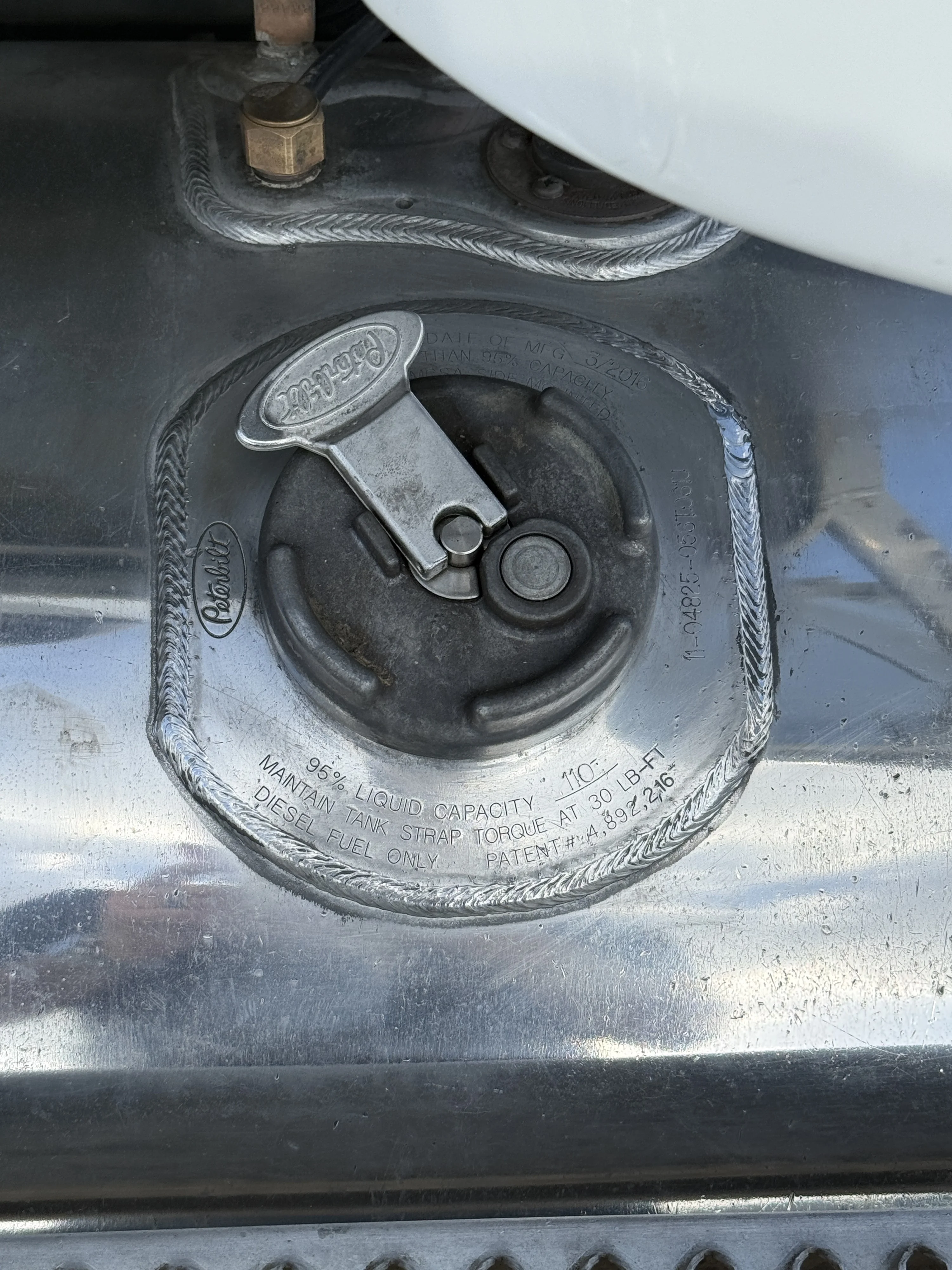 2017 Peterbilt 579 - image 15