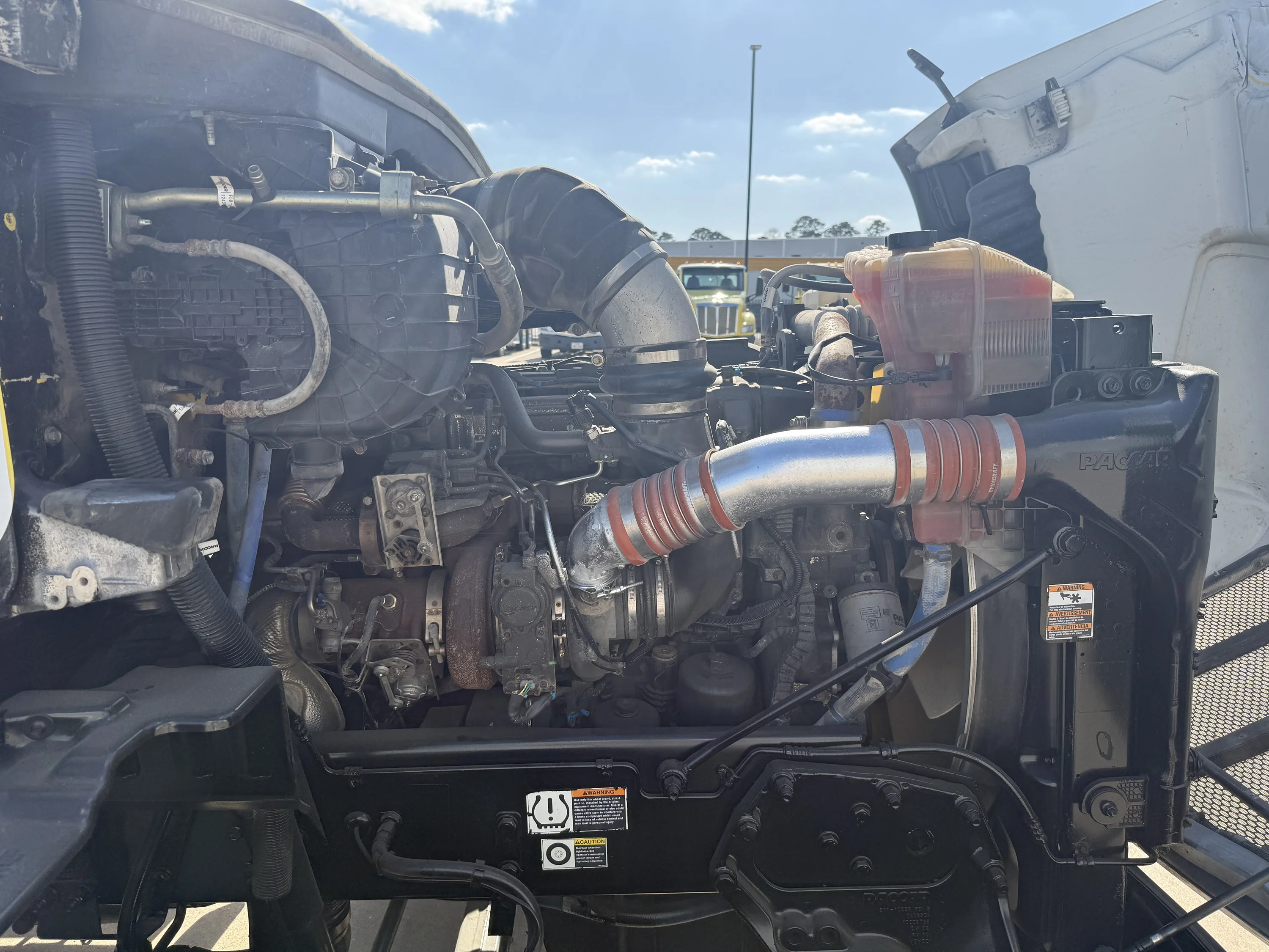 2017 Peterbilt 579 - image 23