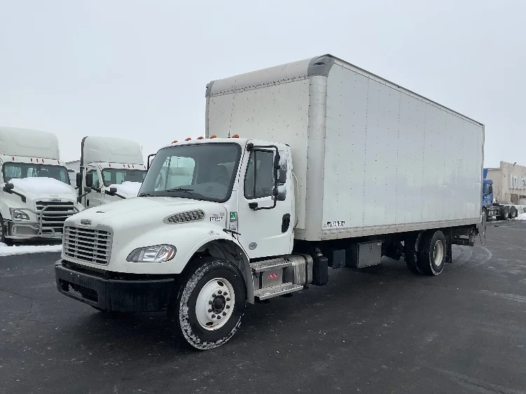2023 Freightliner M2 106 - image 3