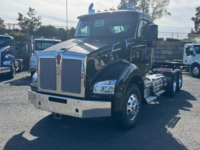2026 Kenworth T880 in Enfield, CT