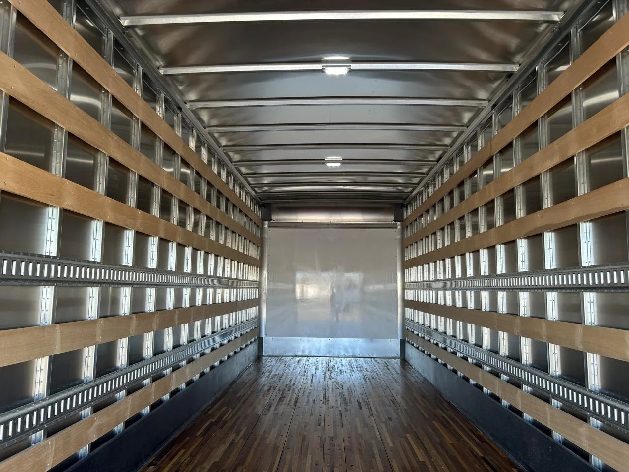 2025 Freightliner M2 106 in Mount Vernon, WA — photo 11